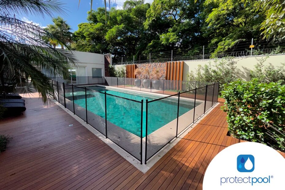 tela-preta-preta-site (83)